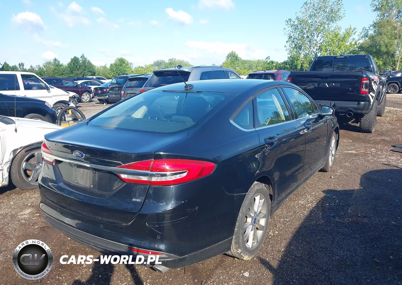2017 Ford Fusion Se VIN:3FA6P0H79HR348131 - 4