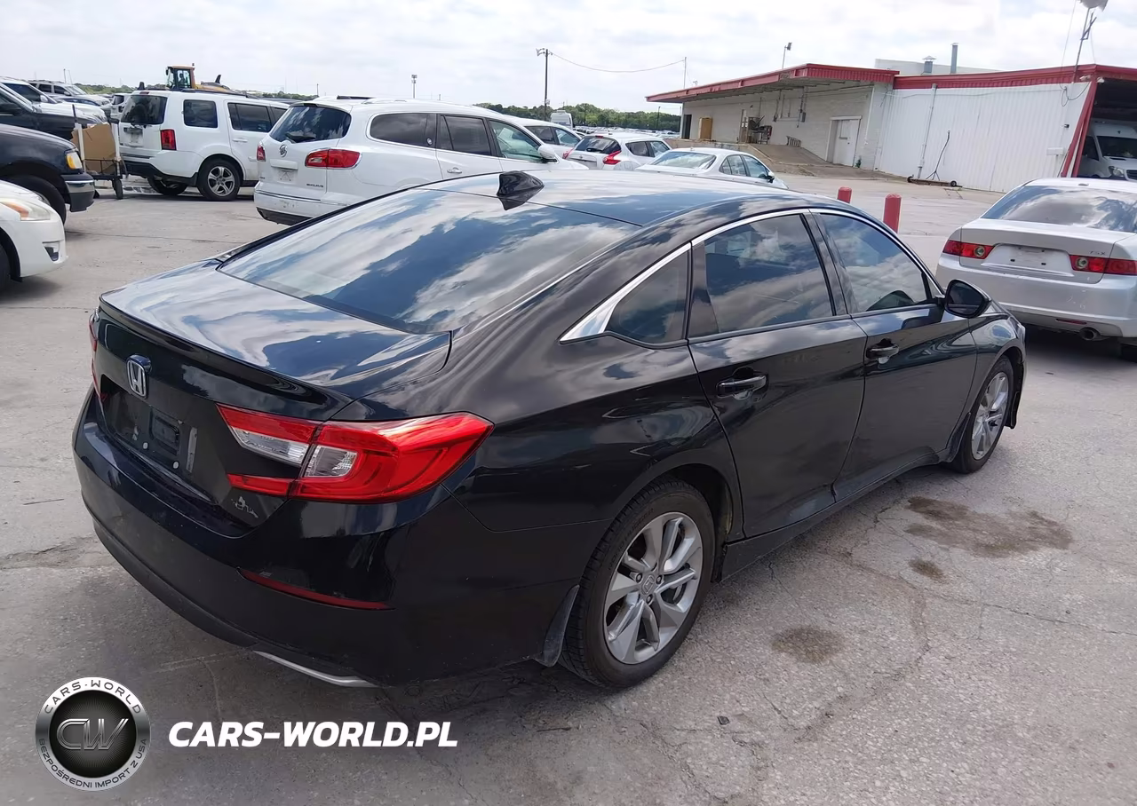 2018 Honda Accord Lx VIN:1HGCV1F10JA105140 - 4