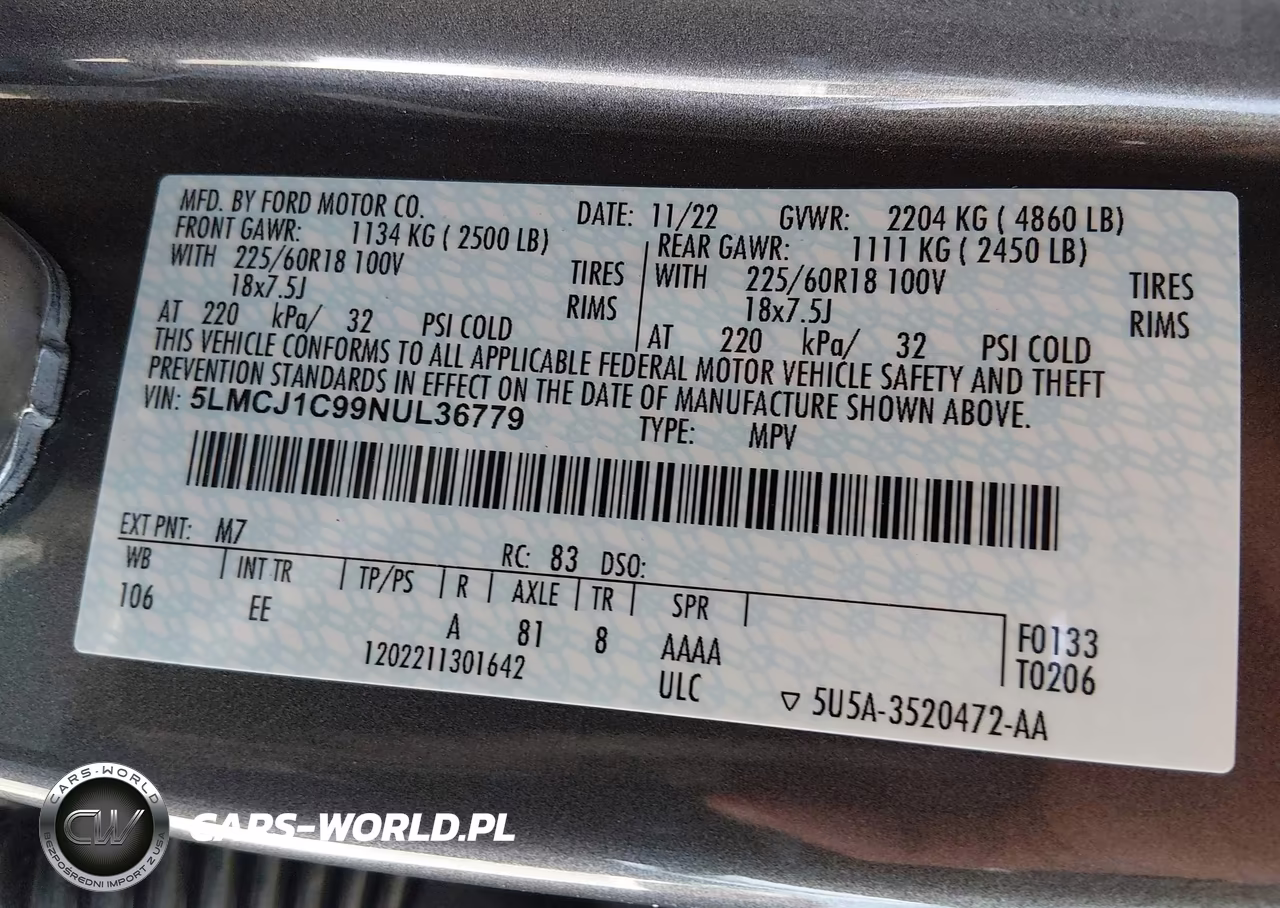 2022 Lincoln Corsair Standard VIN:5LMCJ1C99NUL36779 - 9