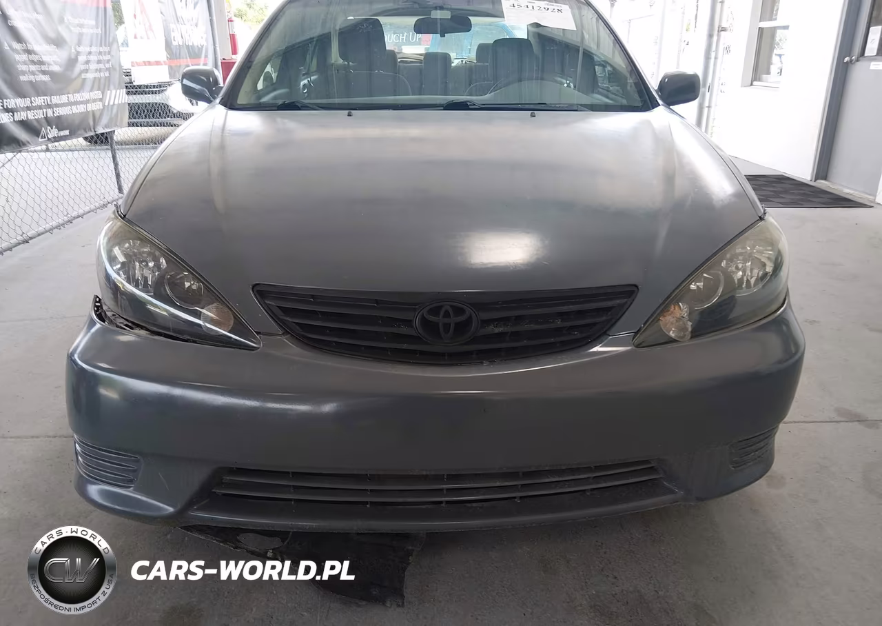 2005 Toyota Camry Le VIN:4T1BE32KX5U095673 - 13