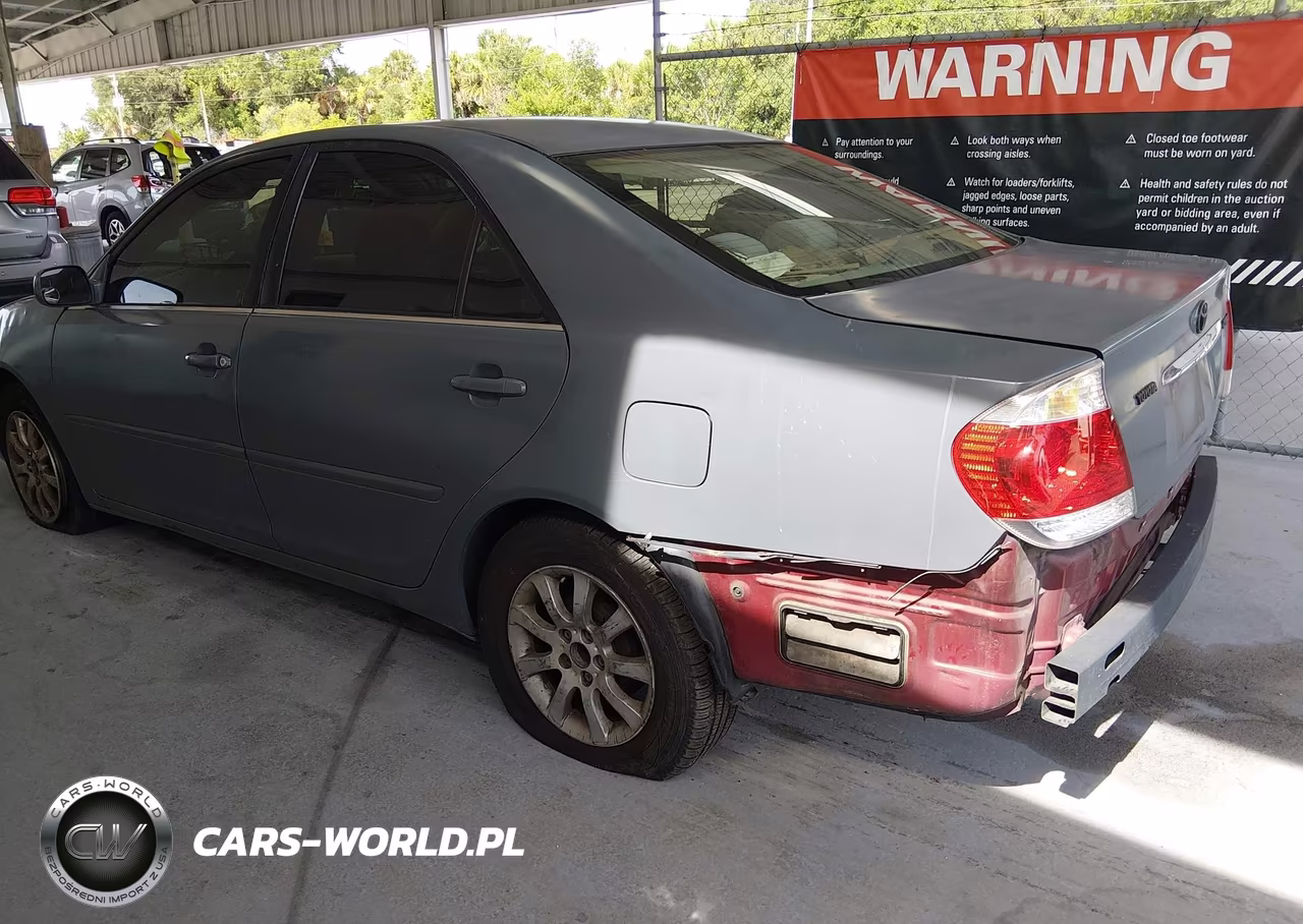 2005 Toyota Camry Le VIN:4T1BE32KX5U095673 - 3
