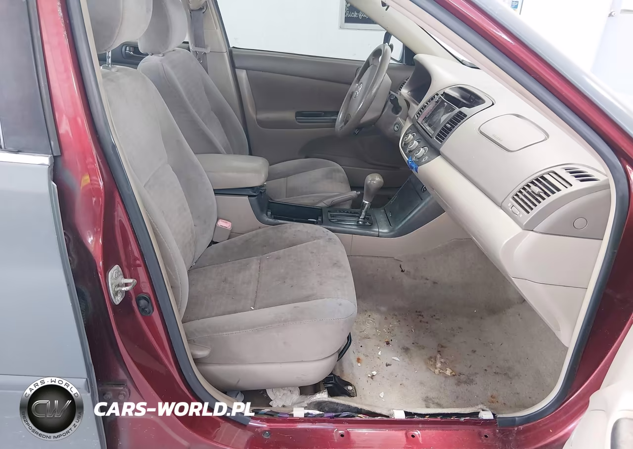 2005 Toyota Camry Le VIN:4T1BE32KX5U095673 - 5
