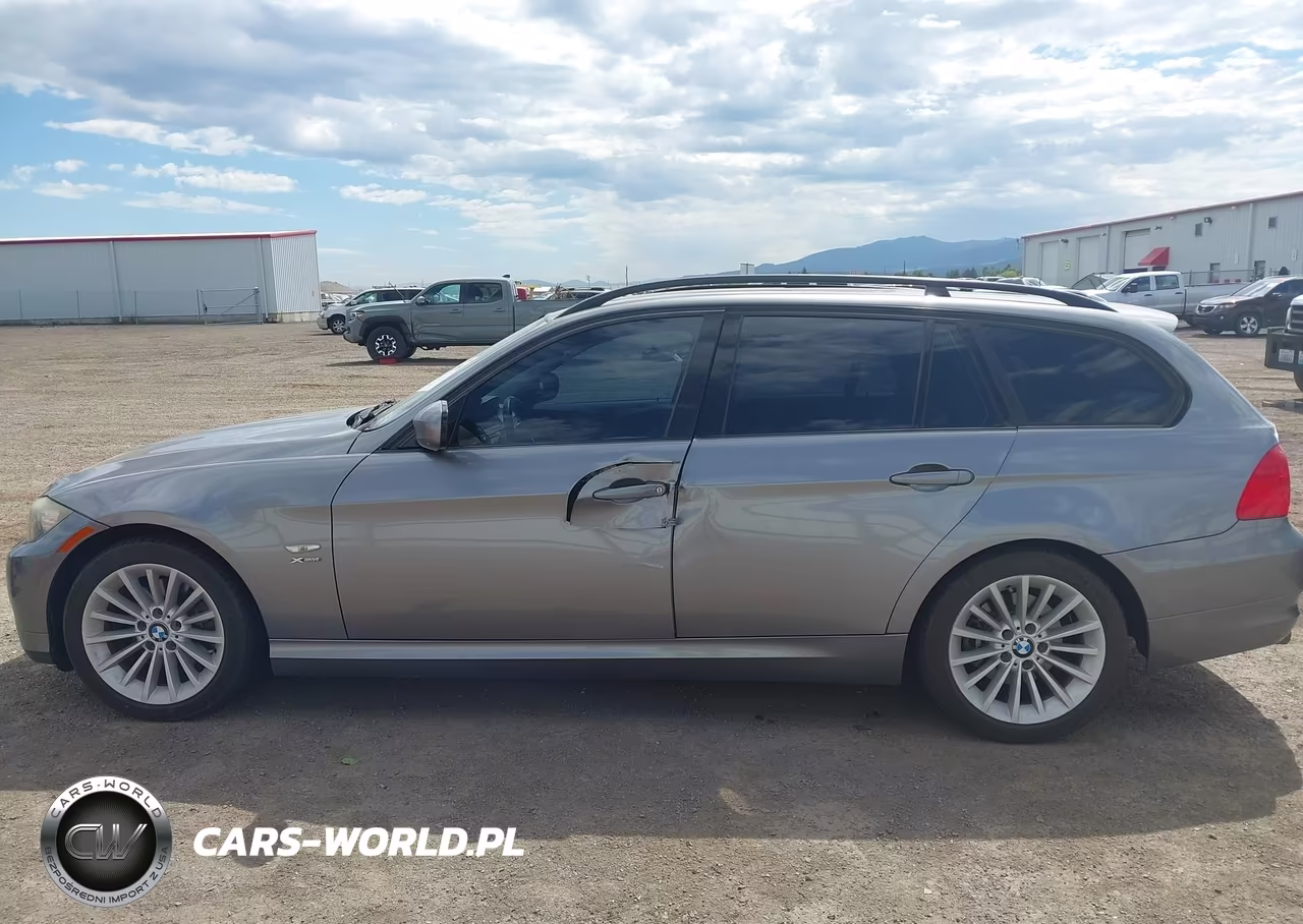 2010 BMW 328I xDrive VIN:WBAUU3C50AA540889 - 14