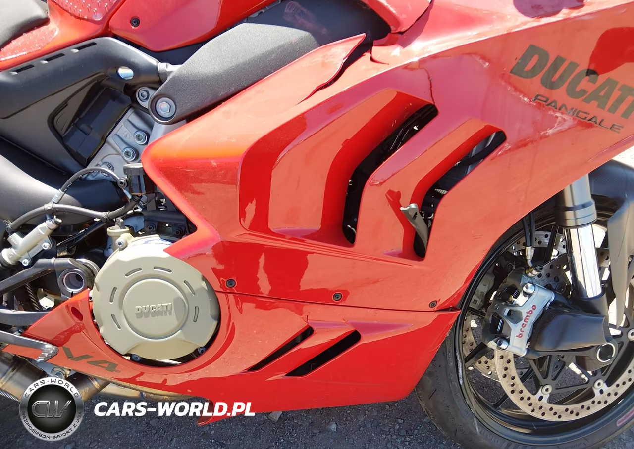 2024 Ducati Panigale V4S VIN:ZDMDAGWW3RB008361 - 8