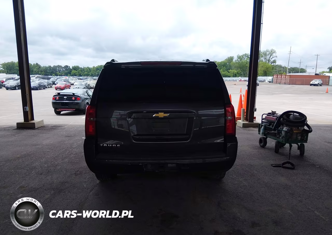 2015 Chevrolet Tahoe Lt VIN:1GNSCBKC9FR549081 - 16