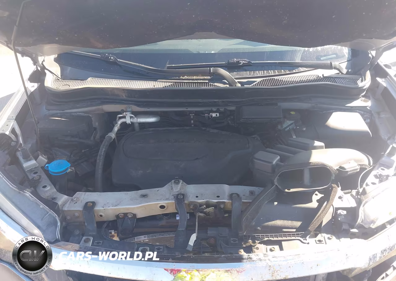 2018 Honda Pilot Touring VIN:5FNYF6H96JB038102 - 10