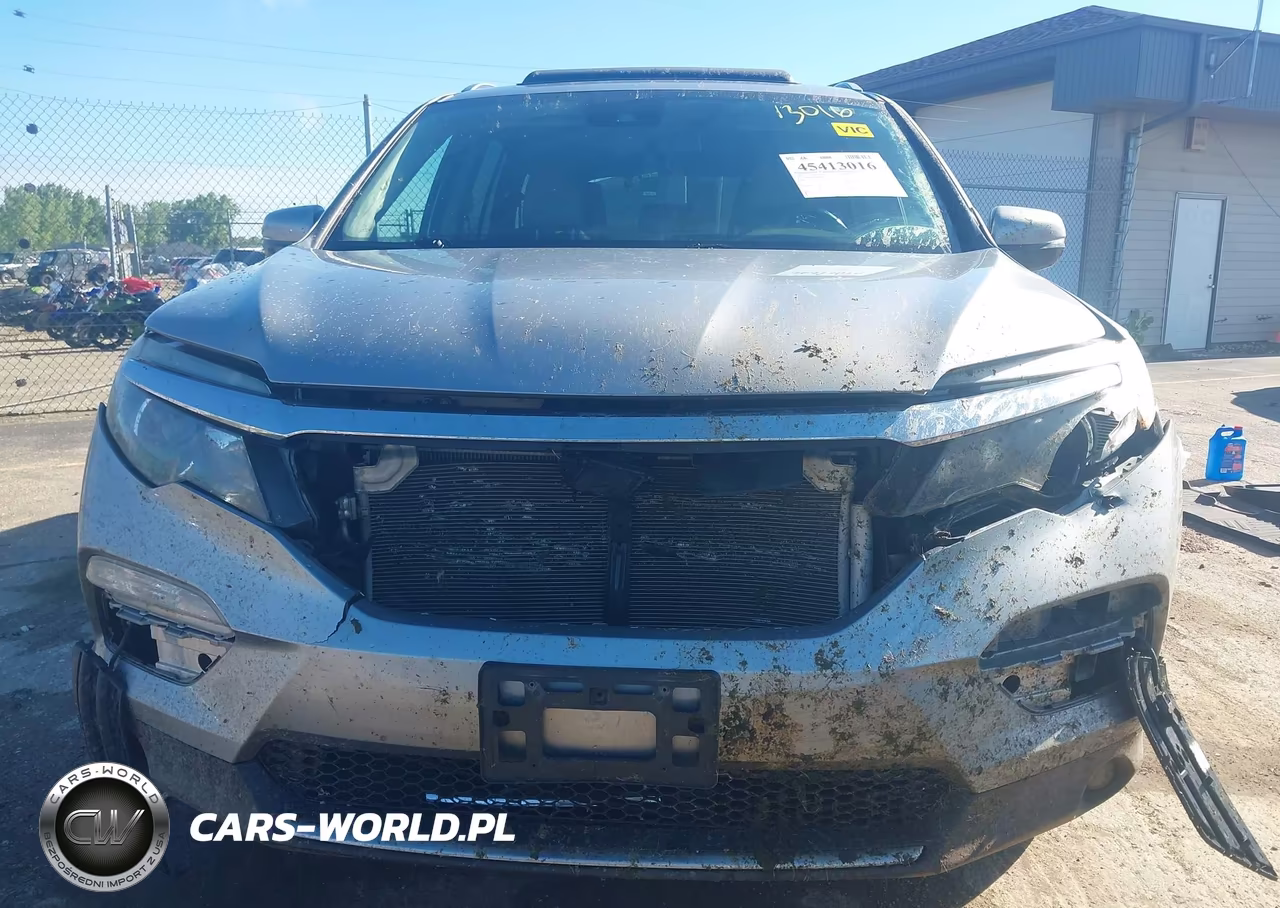 2018 Honda Pilot Touring VIN:5FNYF6H96JB038102 - 12
