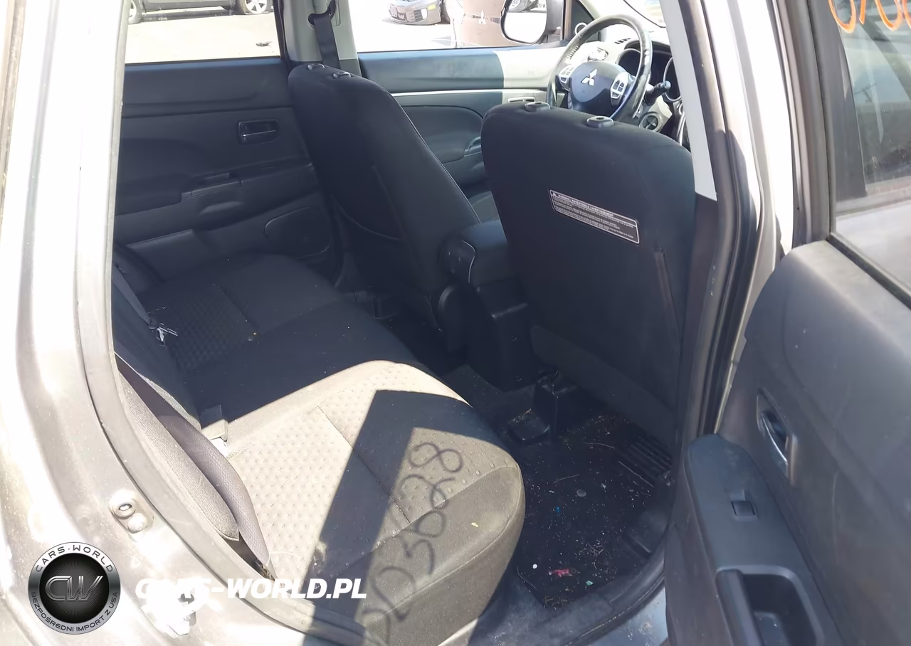 2011 Mitsubishi Outlander Sport Se VIN:JA4AR4AU2BZ004109 - 8