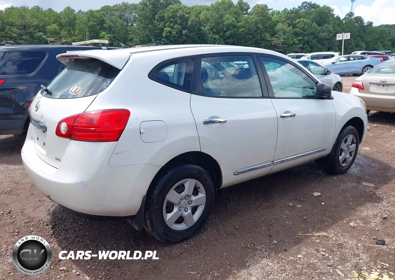 2011 Nissan Rogue S VIN:JN8AS5MV3BW257367 - 4