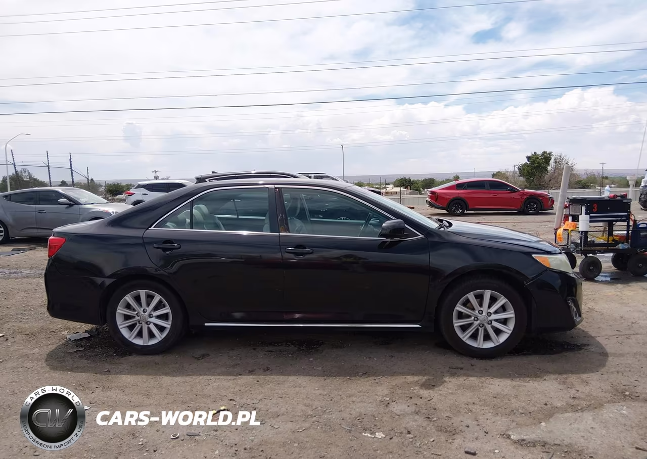 2013 Toyota Camry Hybrid-Le-Xle VIN:4T1BD1FK1DU075540 - 13