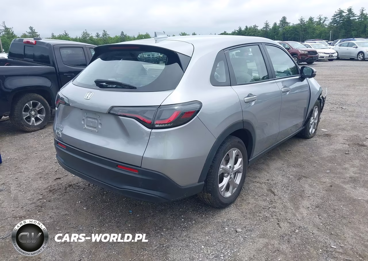2024 Honda Hr-V Awd Lx VIN:3CZRZ2H3XRM756477 - 4