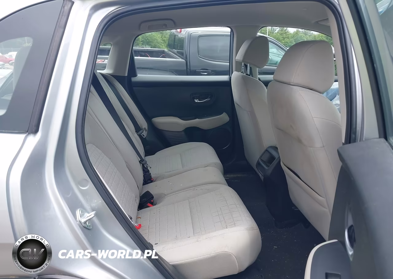 2024 Honda Hr-V Awd Lx VIN:3CZRZ2H3XRM756477 - 8