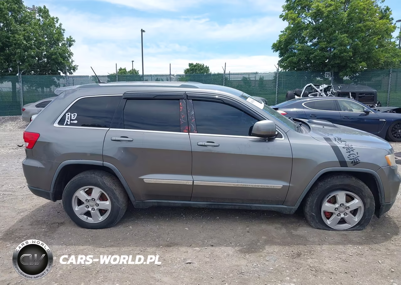 2012 Jeep Grand Cherokee Laredo VIN:1C4RJFAG2CC148737 - 13