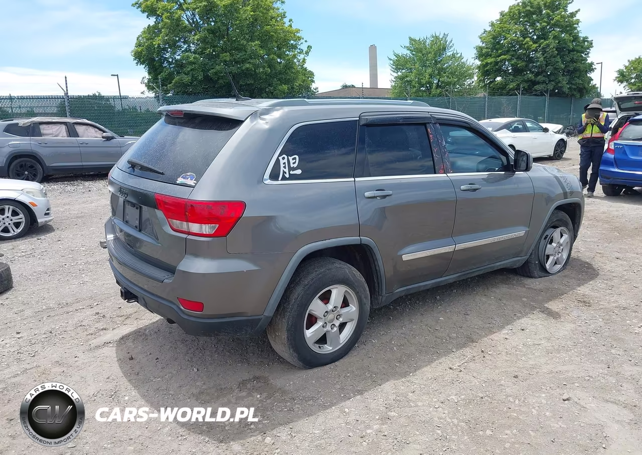 2012 Jeep Grand Cherokee Laredo VIN:1C4RJFAG2CC148737 - 4