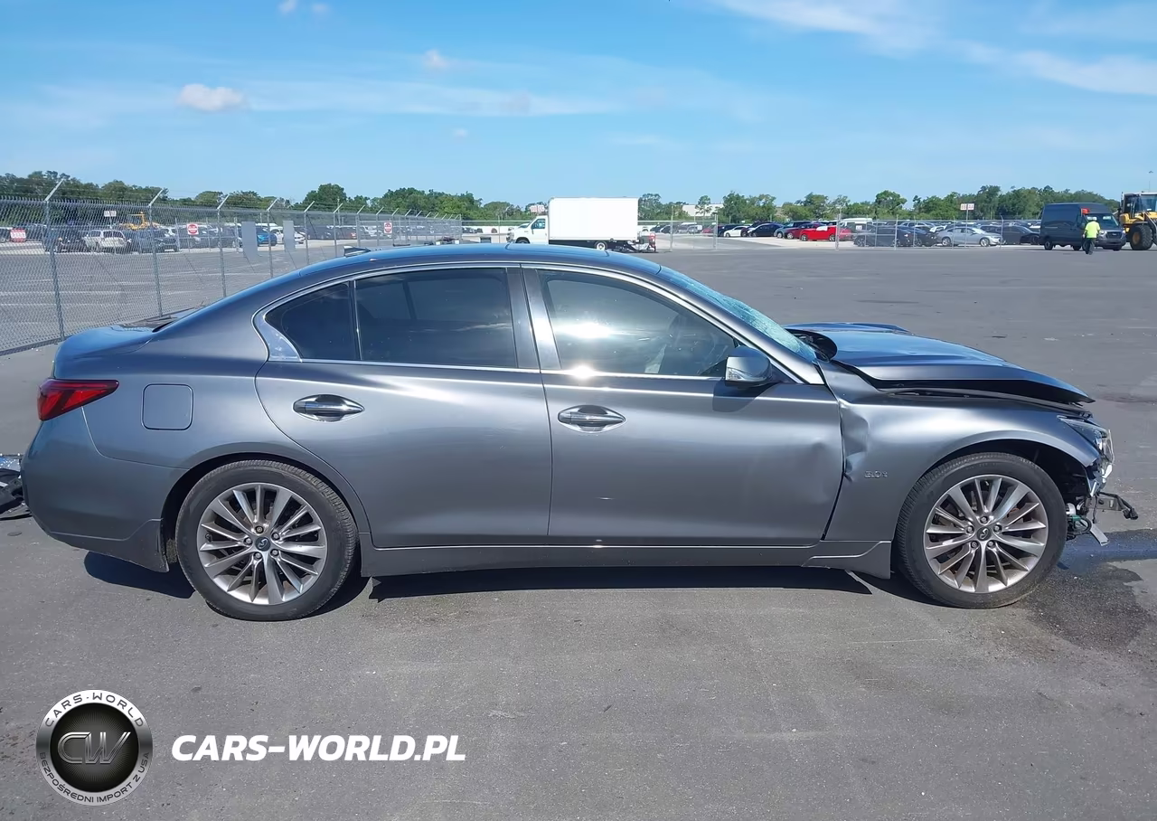 2018 Infiniti Q50 3.0T Luxe VIN:JN1EV7AP9JM351336 - 14