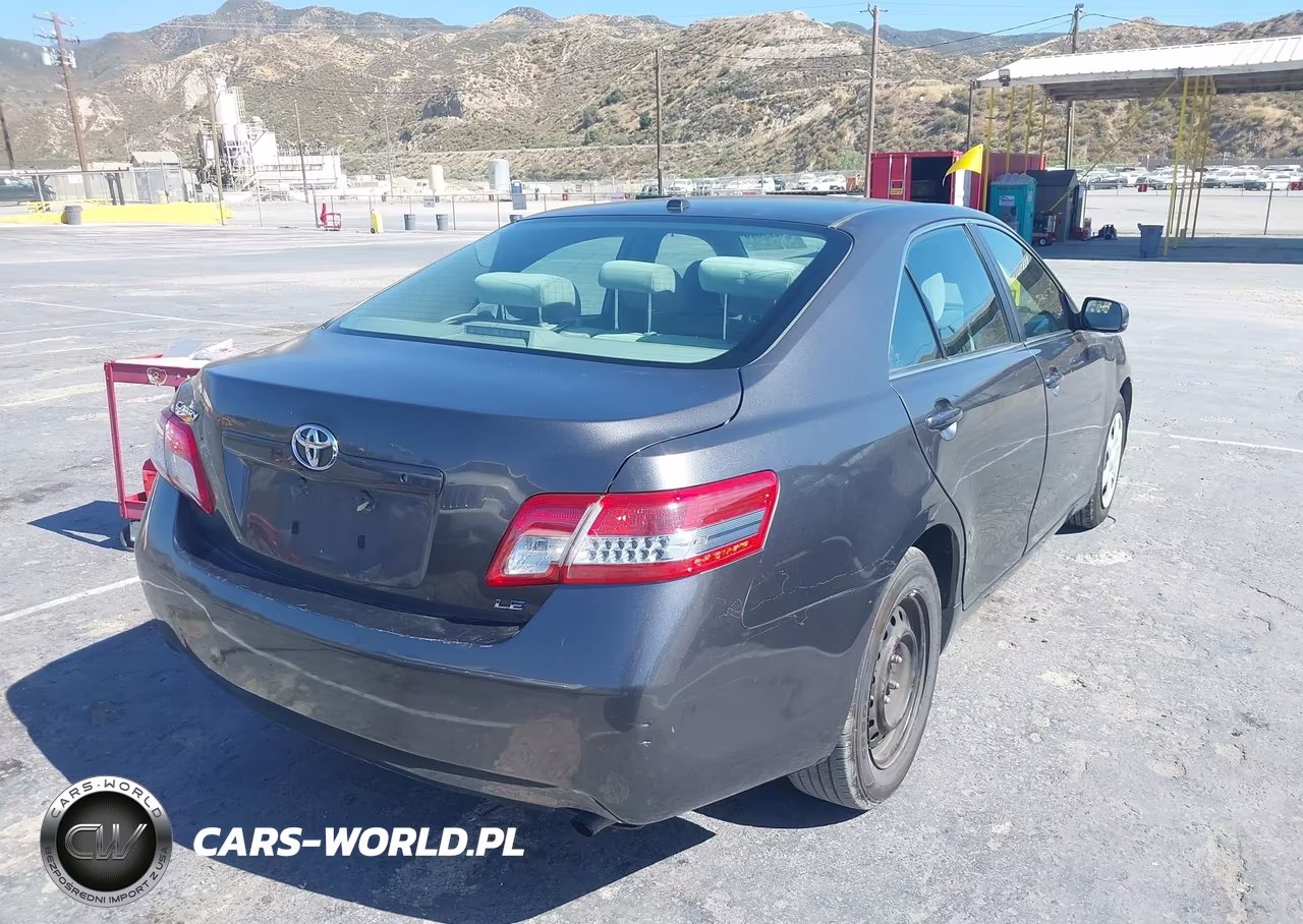 2011 Toyota Camry Le VIN:4T4BF3EK6BR111815 - 4