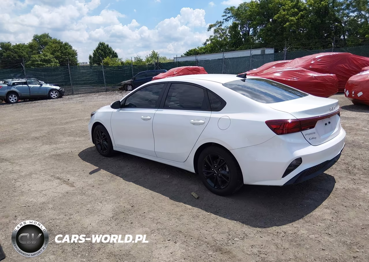 2023 Kia Forte Lxs VIN:3KPF24ADXPE580307 - 3