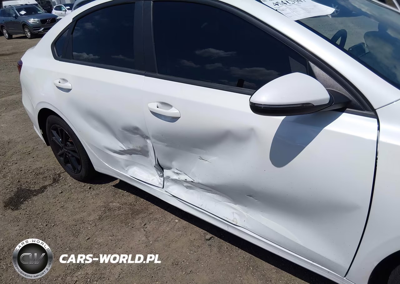 2023 Kia Forte Lxs VIN:3KPF24ADXPE580307 - 6