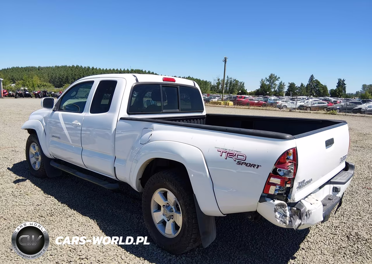 2007 Toyota Tacoma Prerunner V6 VIN:5TETU62N97Z443514 - 3