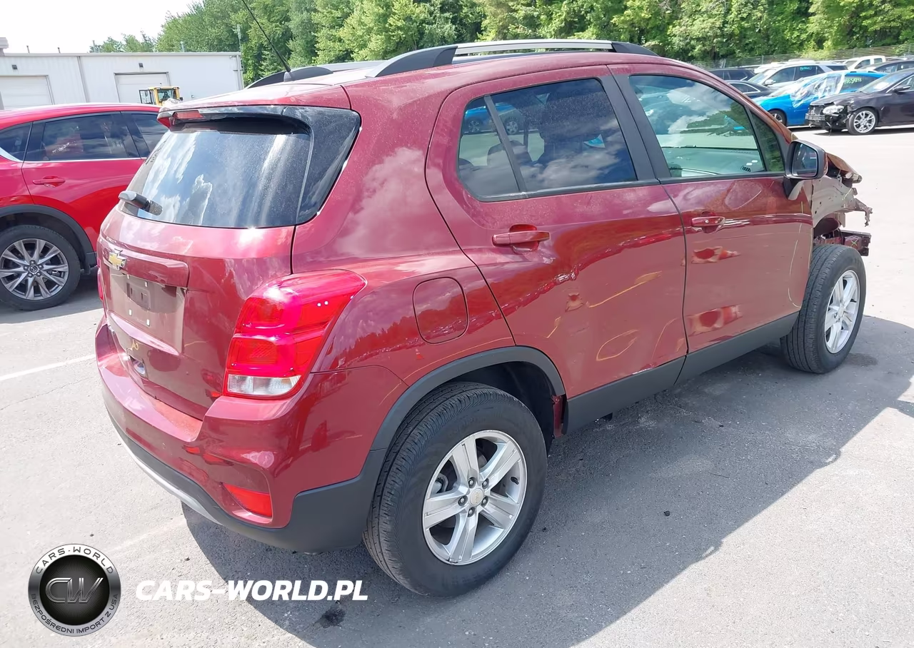 2022 Chevrolet Trax Awd Lt VIN:KL7CJPSM6NB529206 - 4