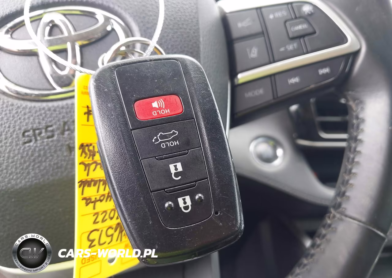 2022 Toyota Highlander Le VIN:5TDBZRBHXNS166102 - 11