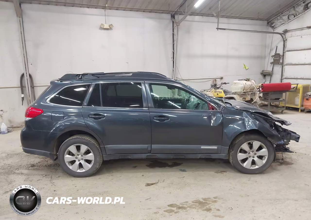 2011 Subaru Outback 2.5I Premium VIN:4S4BRCCC3B3334199 - 14