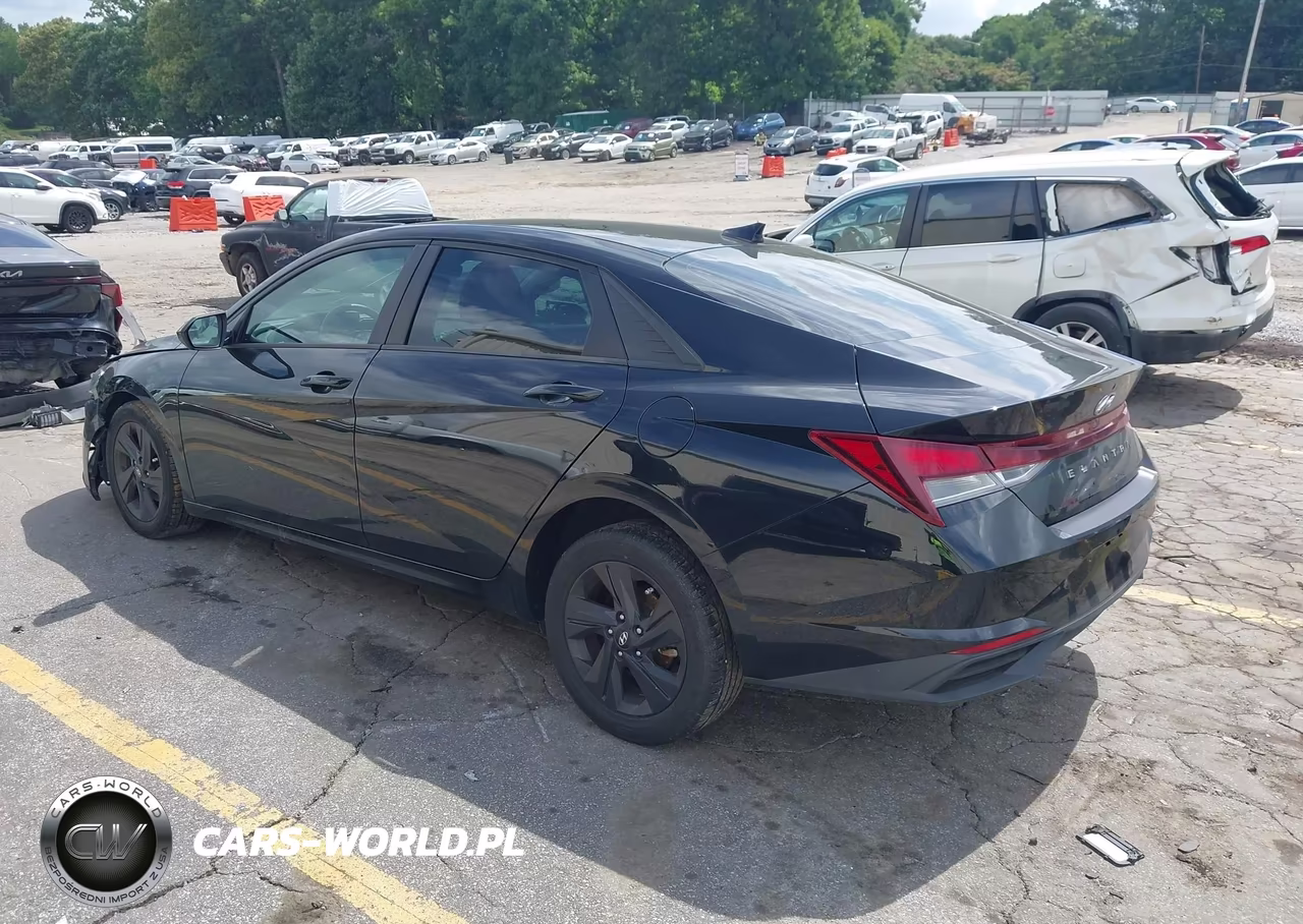2022 Hyundai Elantra Sel VIN:5NPLM4AG2NH077807 - 3