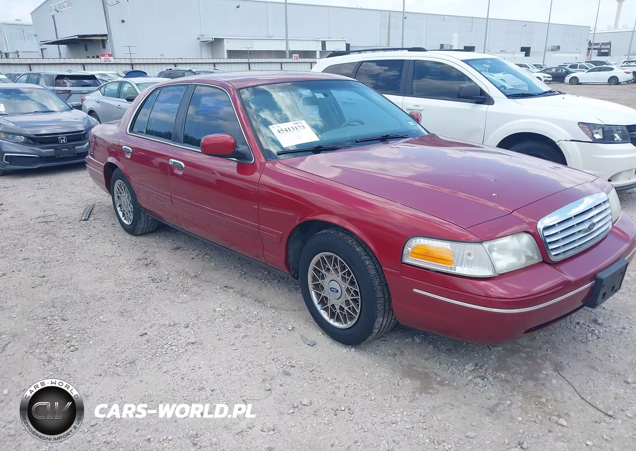 2002 Ford Crown Victoria Standard