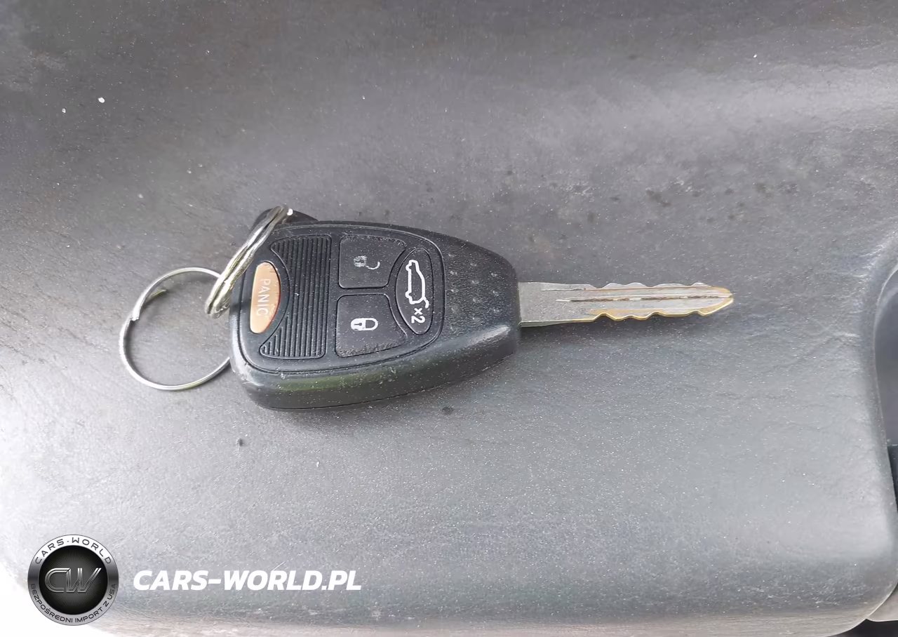 2008 Chrysler Pacifica Touring VIN:2A8GM68XX8R640217 - 11