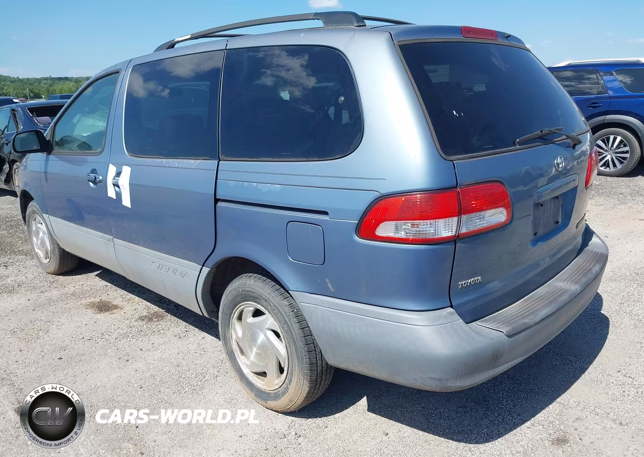 2003 Toyota Sienna VIN:4T3VF19C13U549117 - 3