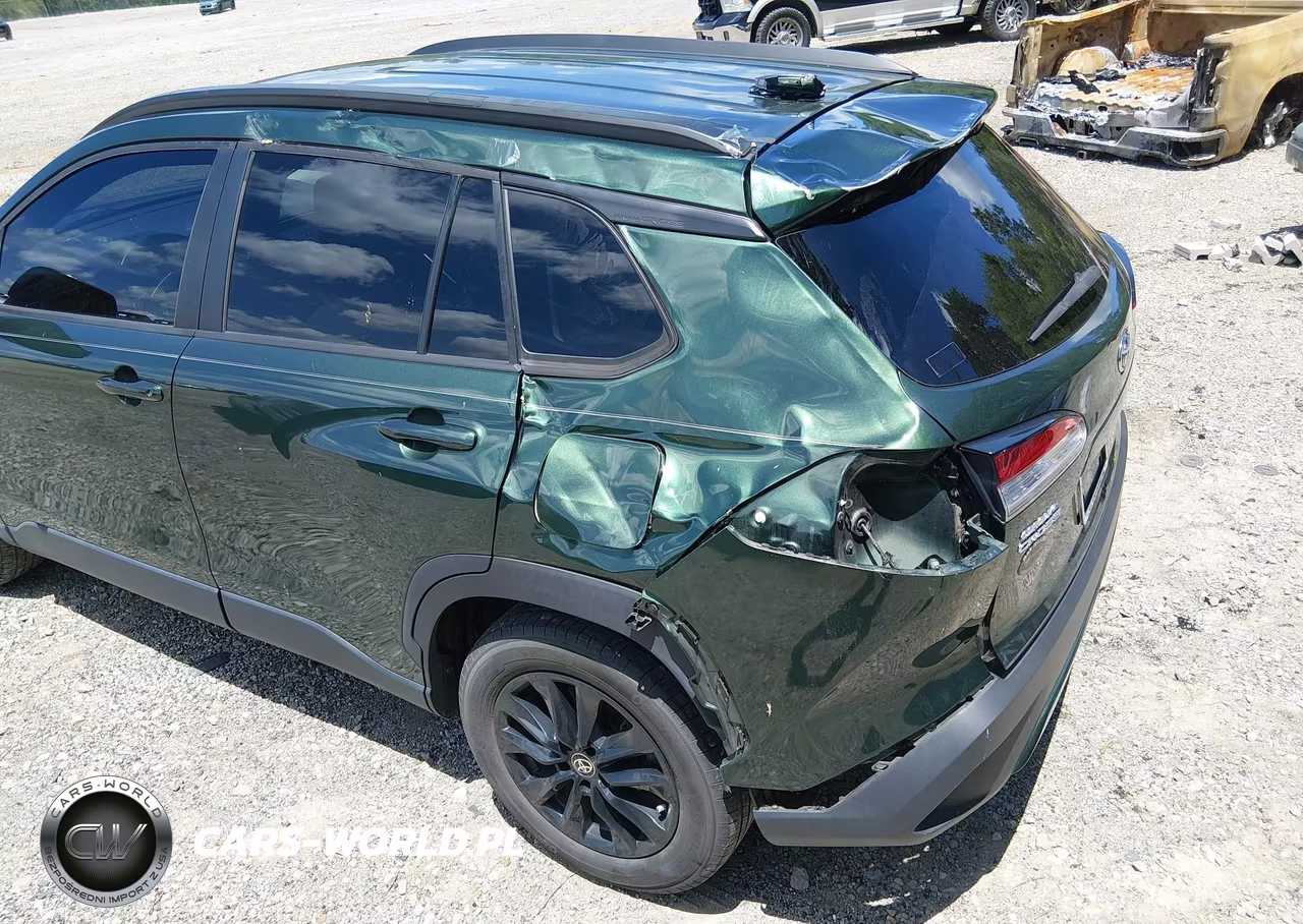 2022 Toyota Corolla Cross Le VIN:7MUCAAAG4NV005725 - 21