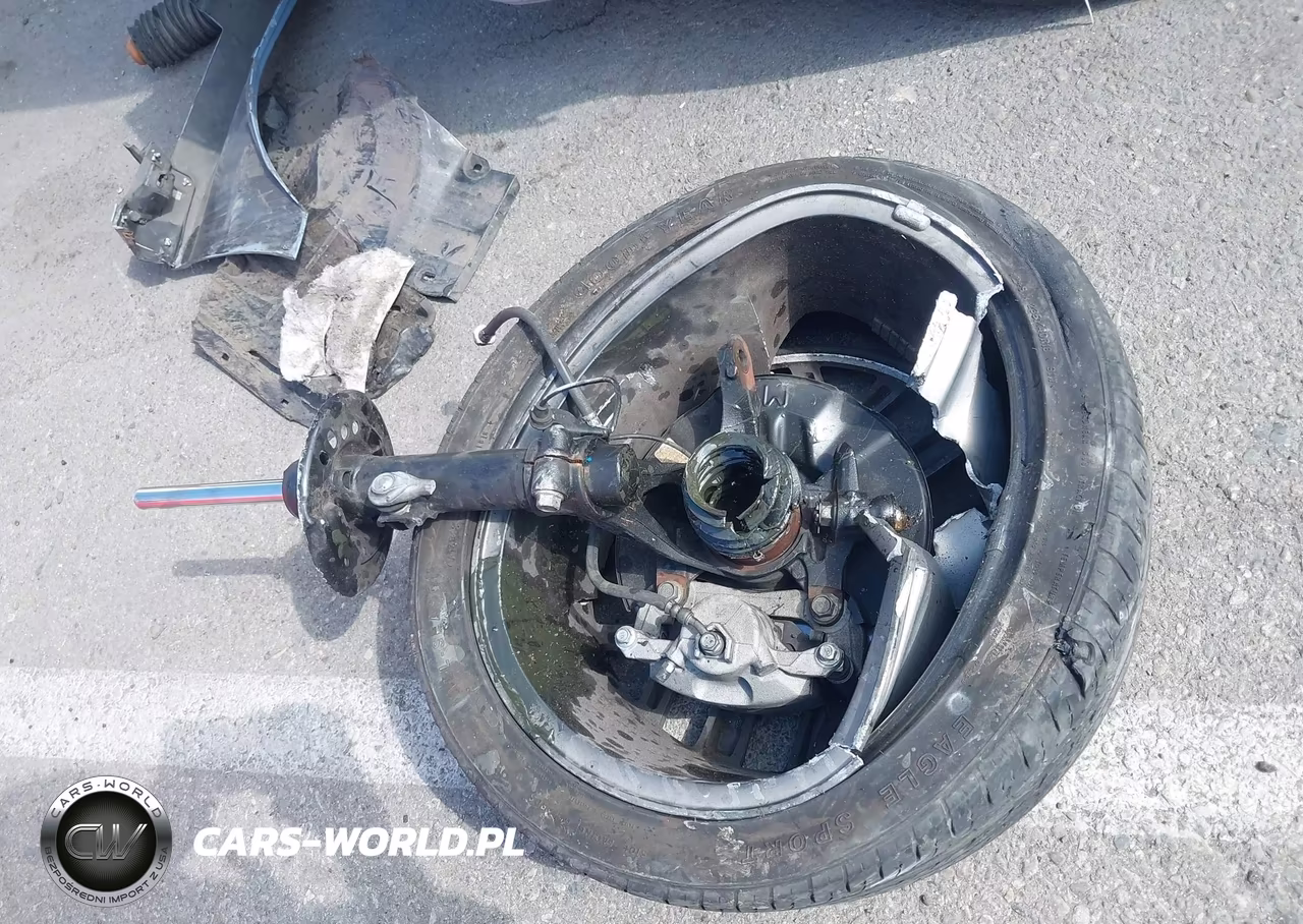 2023 Honda Civic Touring VIN:2HGFE1F9XPH305004 - 12