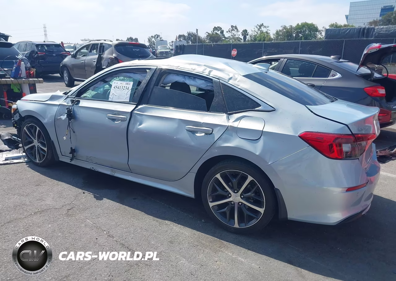2023 Honda Civic Touring VIN:2HGFE1F9XPH305004 - 3