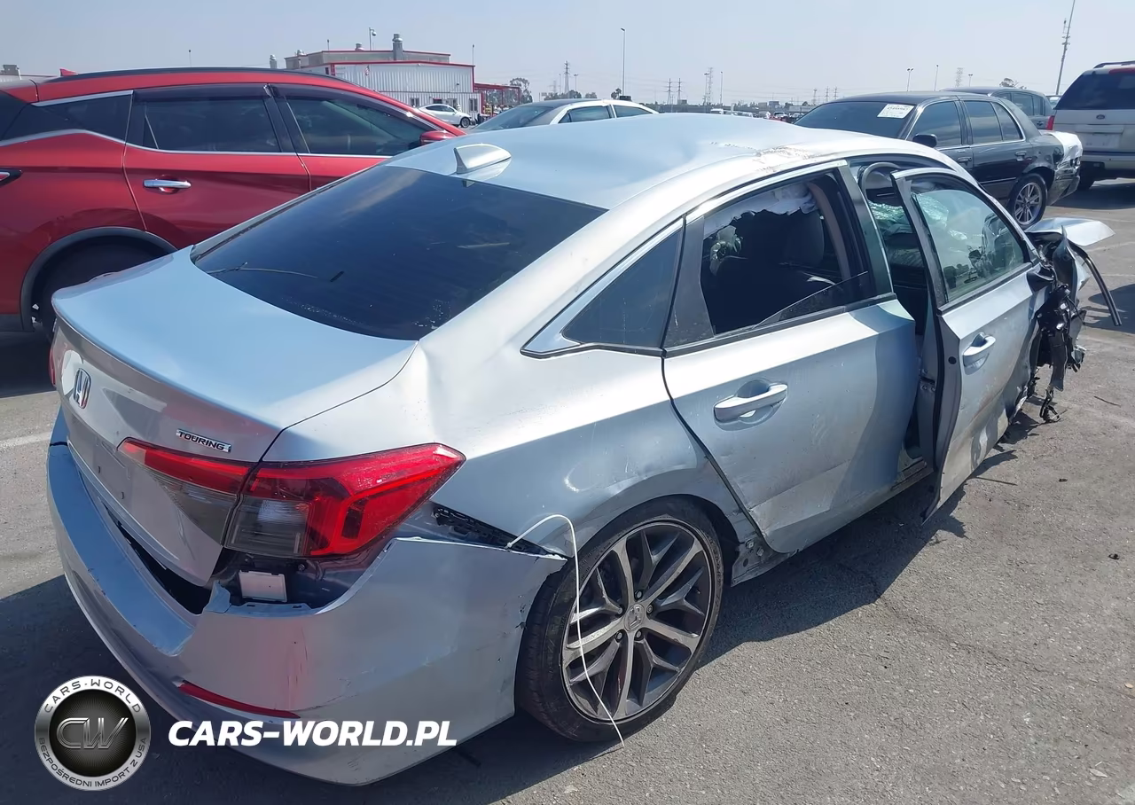 2023 Honda Civic Touring VIN:2HGFE1F9XPH305004 - 4