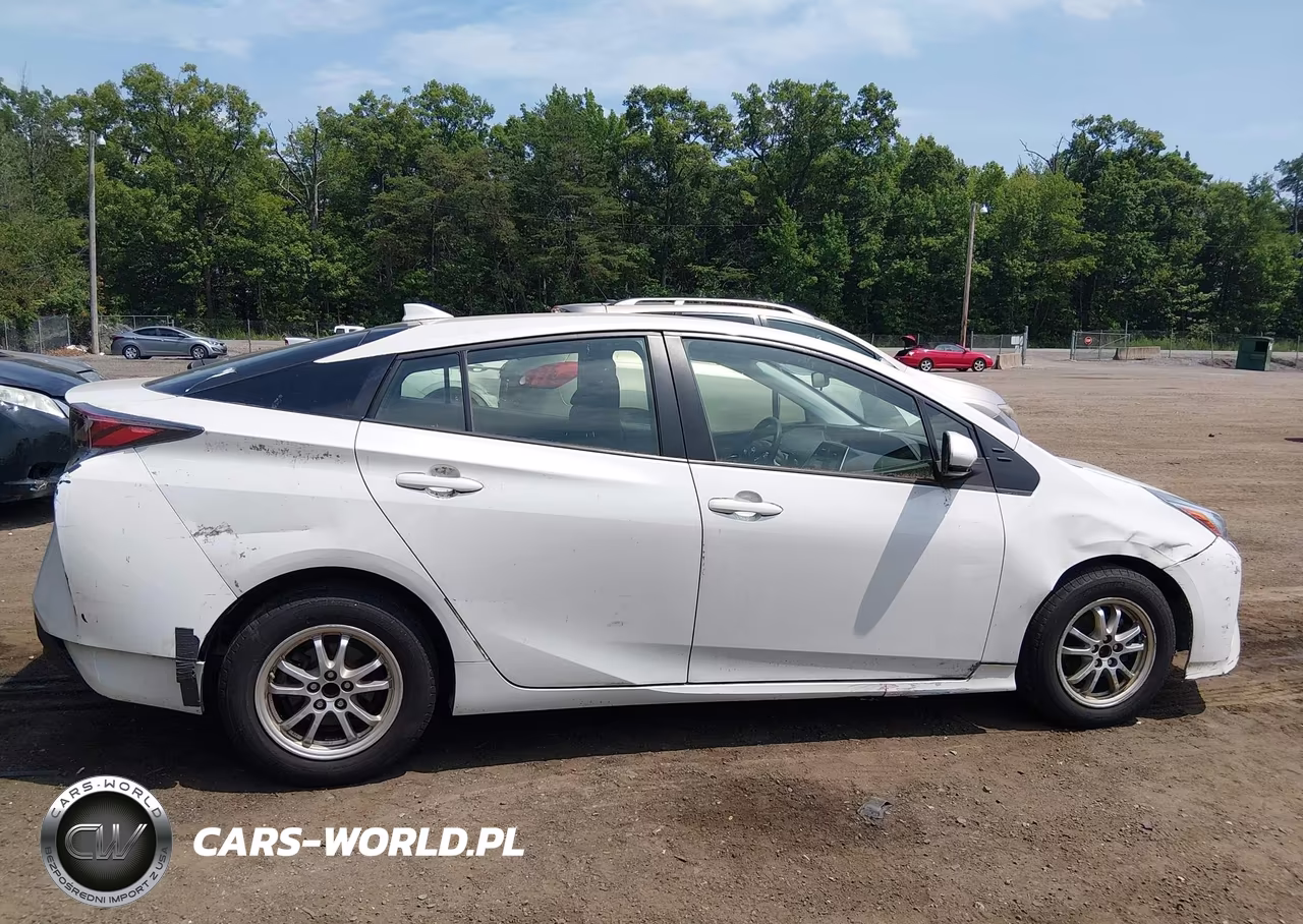2016 Toyota Prius Two VIN:JTDKBRFU7G3501168 - 13