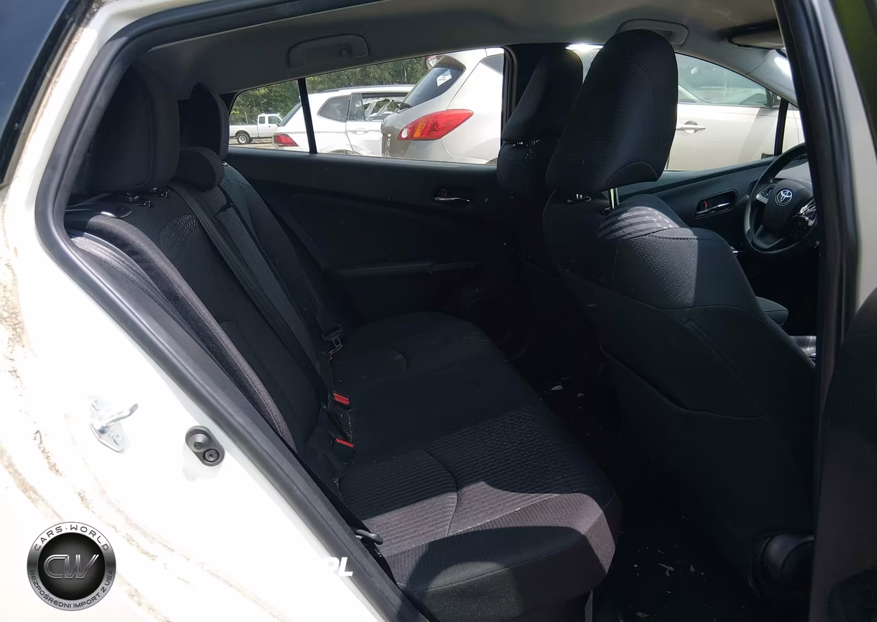 2016 Toyota Prius Two VIN:JTDKBRFU7G3501168 - 8