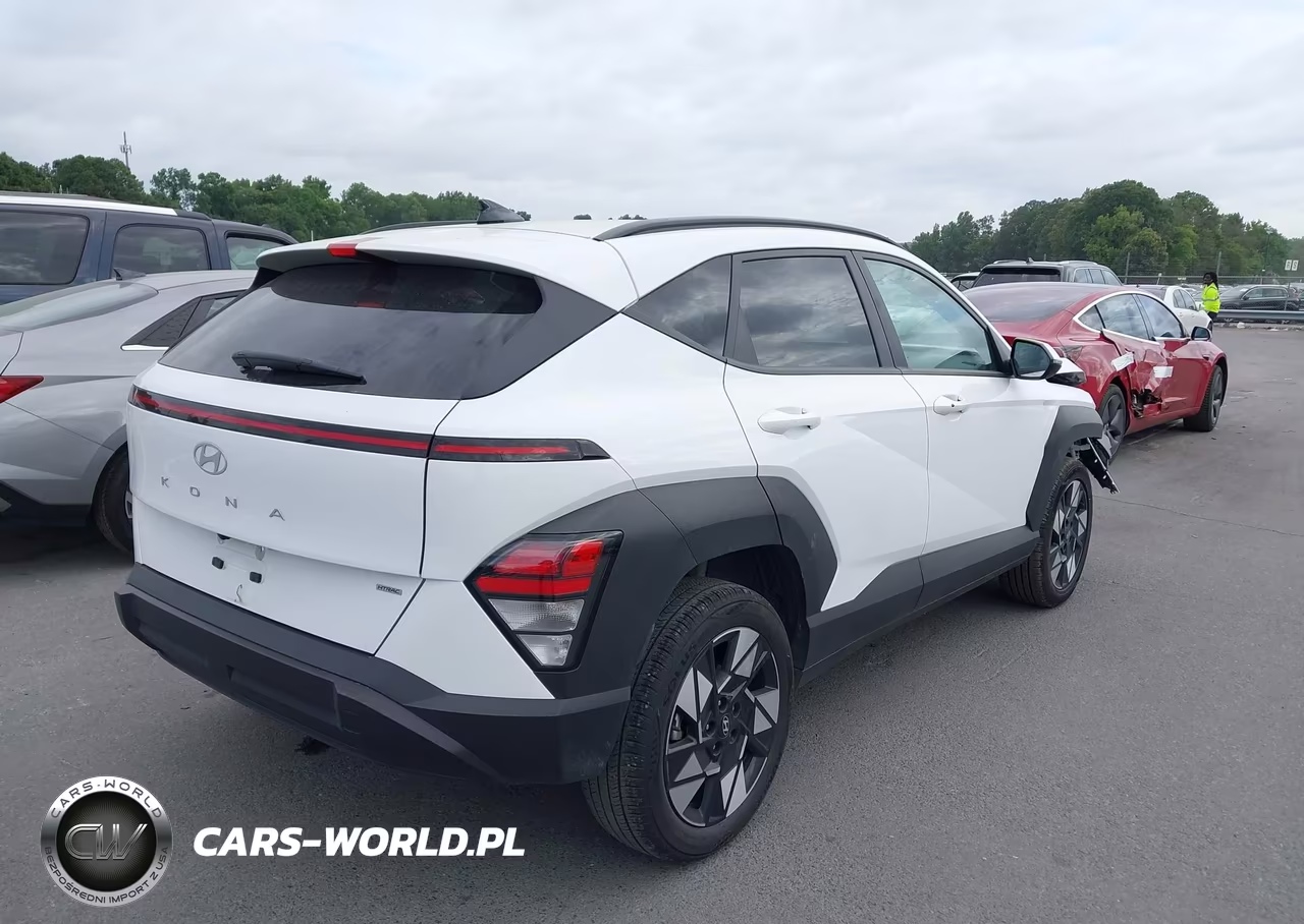 2025 Hyundai Kona Sel VIN:KM8HBCAB3SU198109 - 4
