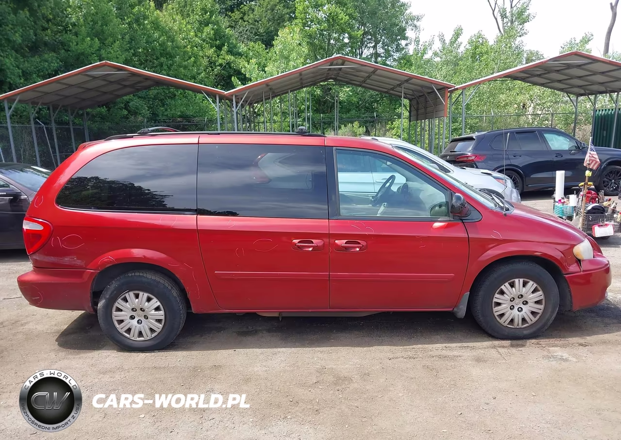 2007 Chrysler Town & Country Lx VIN:2A8GP44R07R238871 - 13