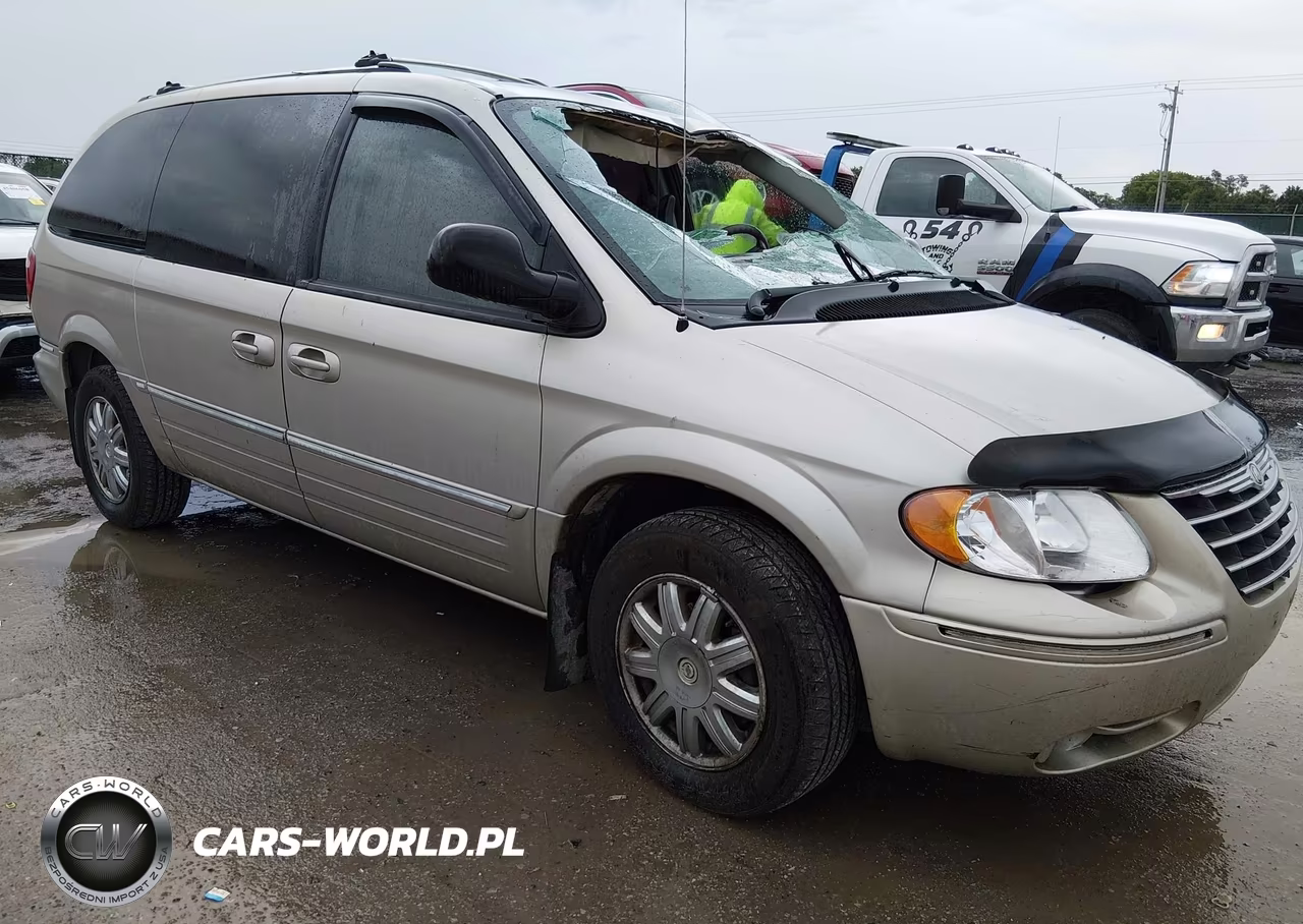 2005 Chrysler Town & Country Limited