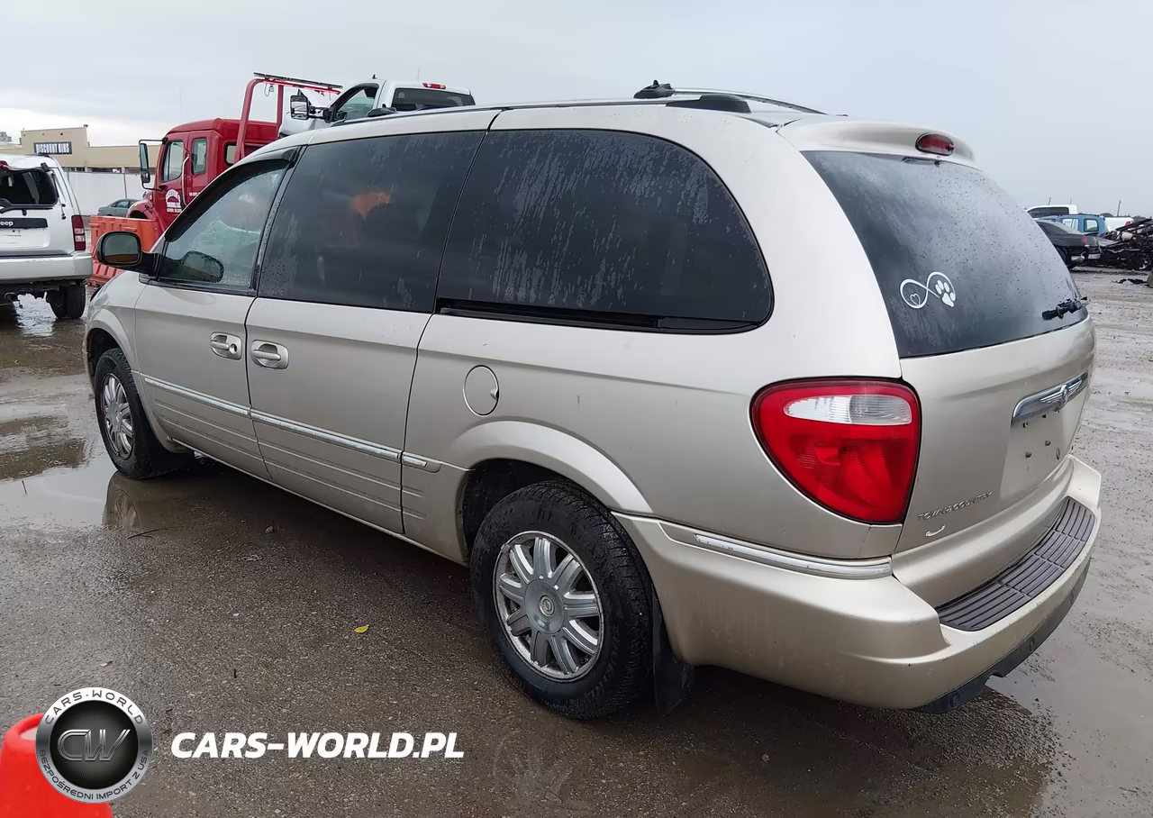2005 Chrysler Town & Country Limited VIN:2C8GP64L85R123638 - 3