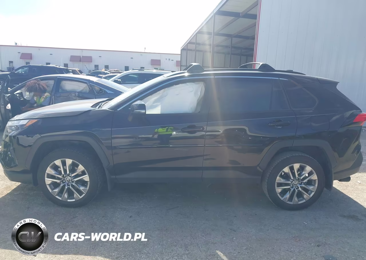 2025 Toyota Rav4 Xle Premium VIN:JTMC1RFV1SJ032857 - 13