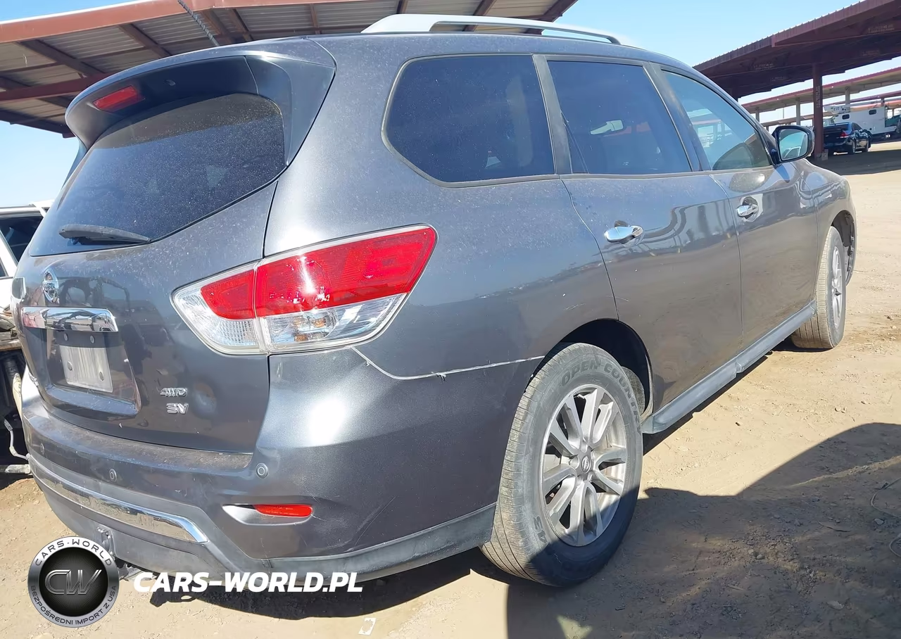 2015 Nissan Pathfinder Platinum-S-Sl-Sv VIN:5N1AR2MM4FC653131 - 4