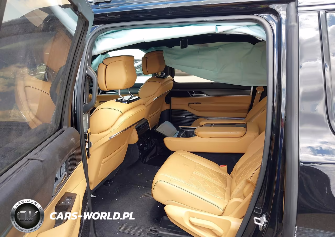 2023 Jeep Grand Wagoneer Series Iii Obsidian 4X4 VIN:1C4SJVGP6PS574011 - 8