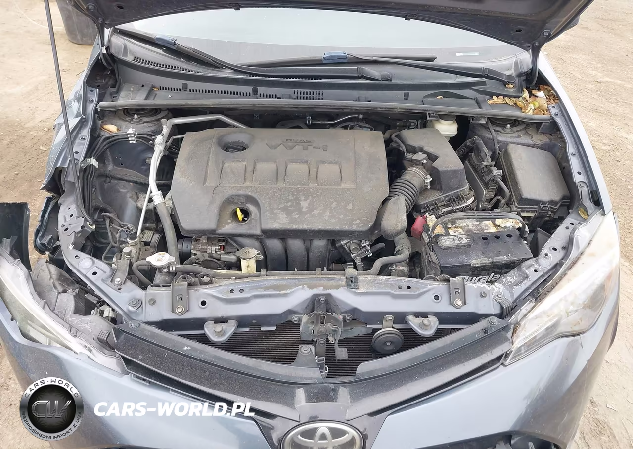 2018 Toyota Corolla Le VIN:5YFBURHE7JP808080 - 10