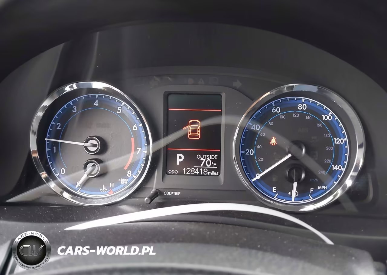 2018 Toyota Corolla Le VIN:5YFBURHE7JP808080 - 7