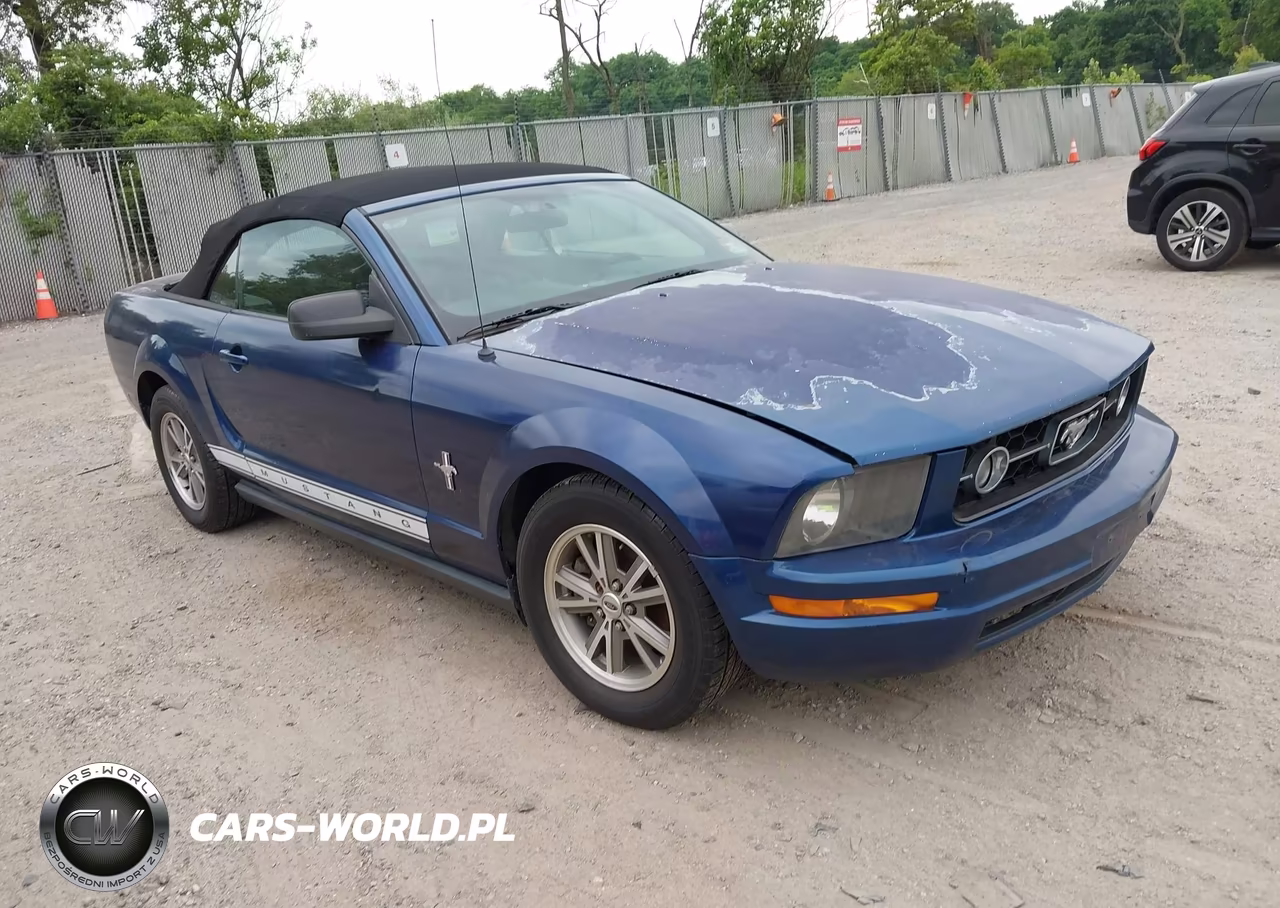 2007 Ford Mustang V6 Deluxe-V6 Premium – zdjęcie 1 z 17