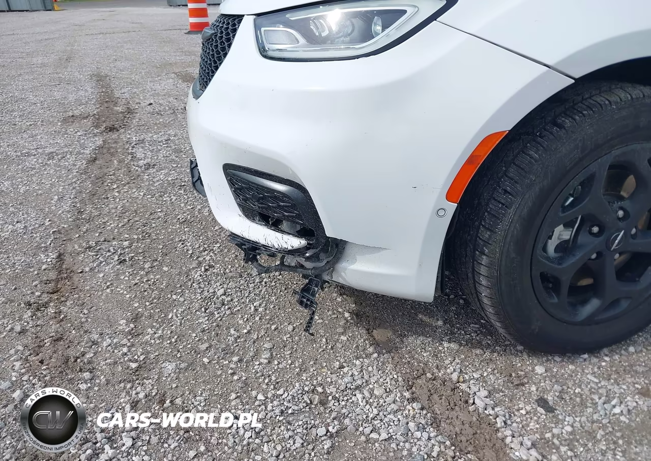 2024 Chrysler Pacifica Hybrid S Appearance Pkg VIN:2C4RC1S73RR158429 - 17