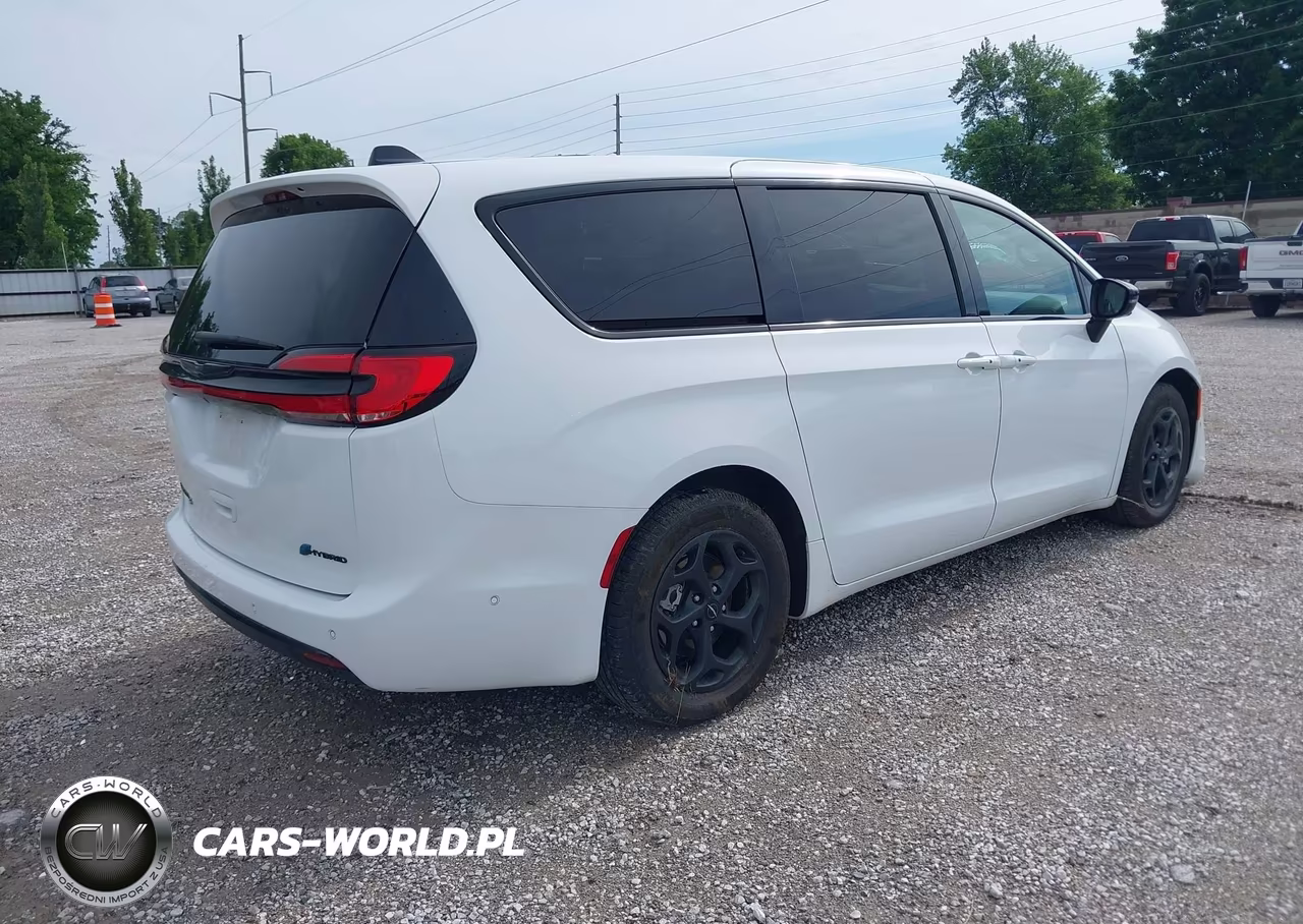 2024 Chrysler Pacifica Hybrid S Appearance Pkg VIN:2C4RC1S73RR158429 - 4