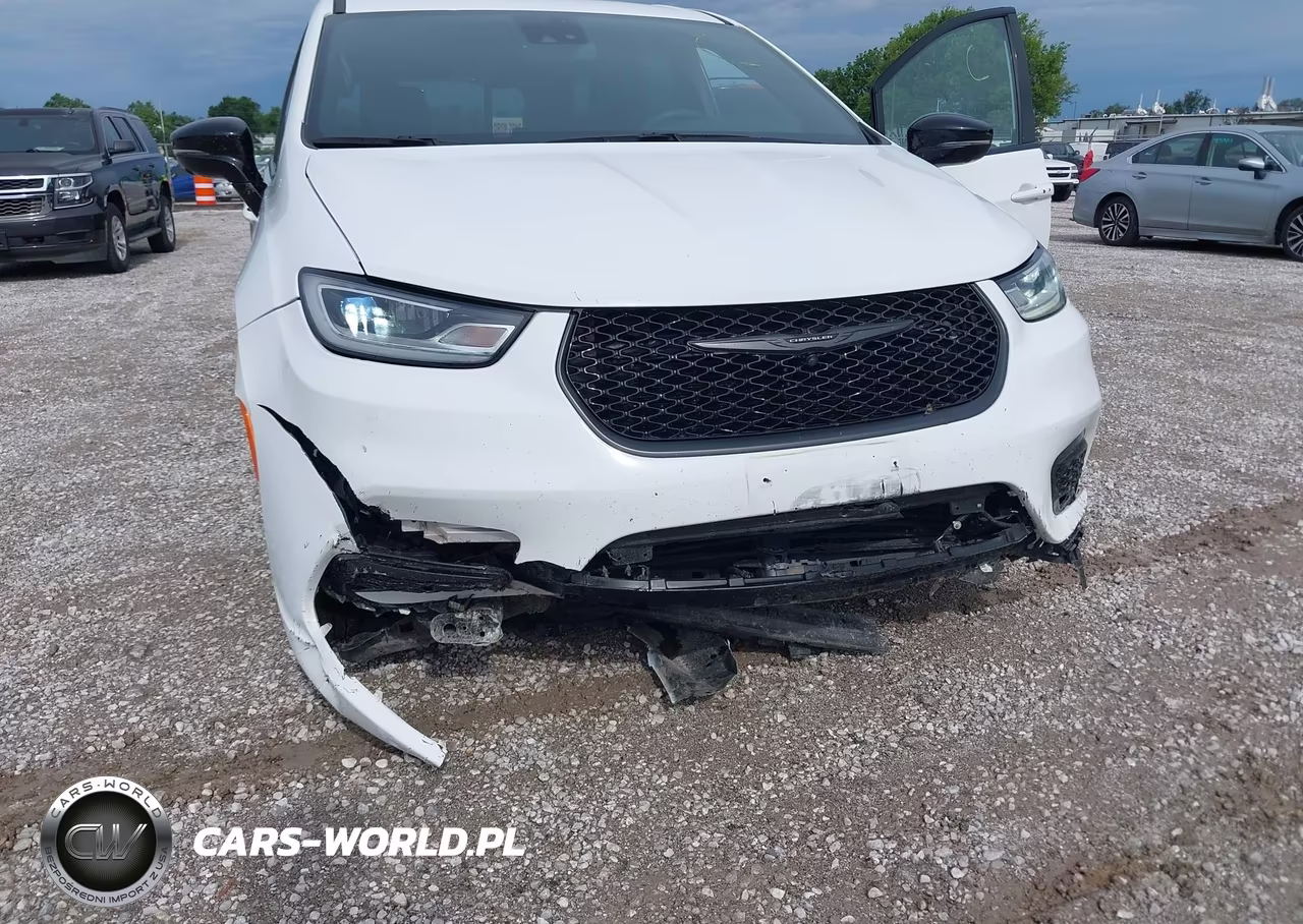 2024 Chrysler Pacifica Hybrid S Appearance Pkg VIN:2C4RC1S73RR158429 - 6