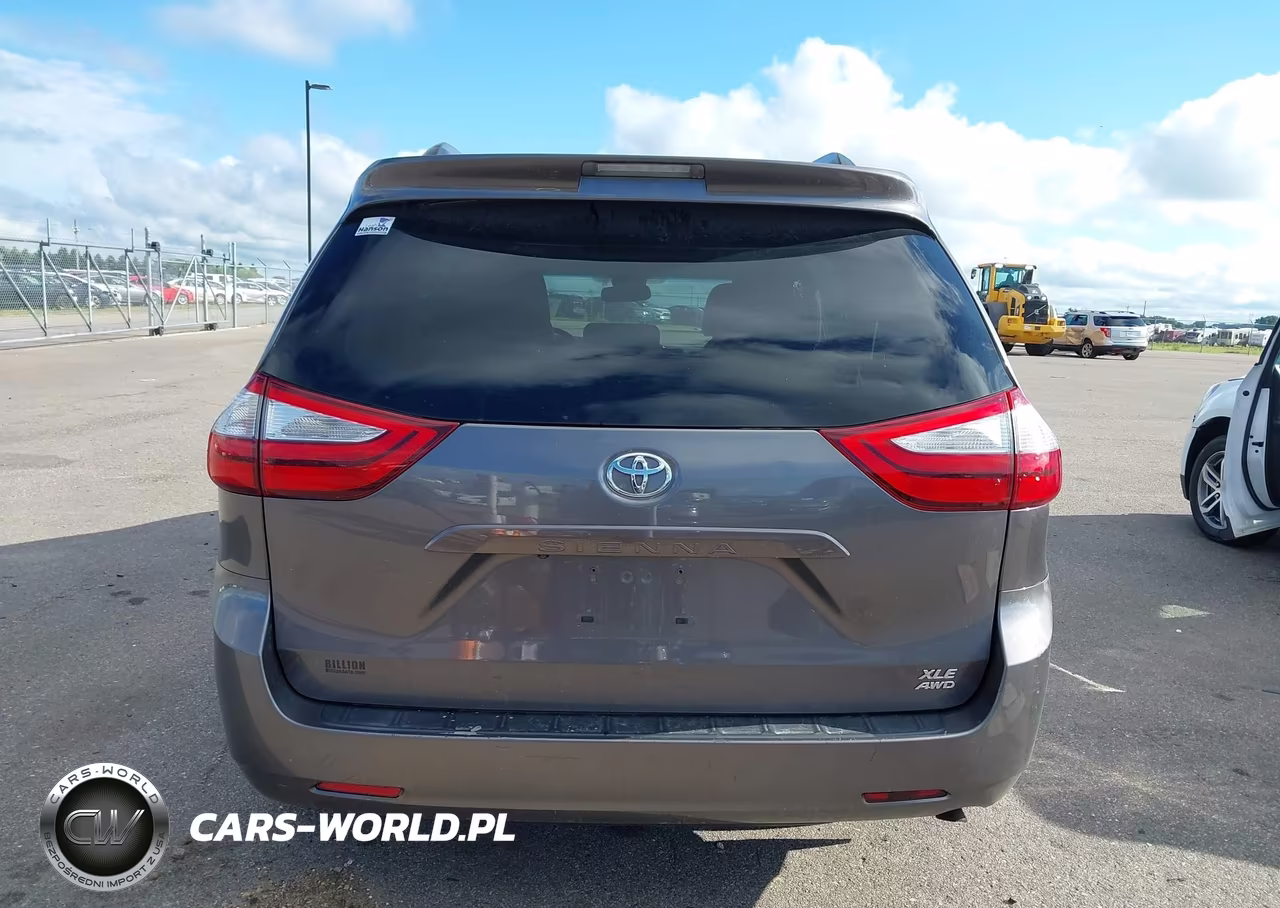 2017 Toyota Sienna Xle 7 Passenger VIN:5TDDZ3DC4HS153129 - 16